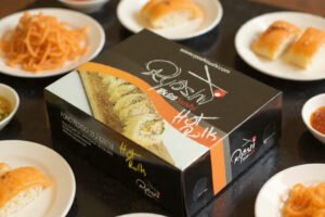 cambia el fondo por una mesa con